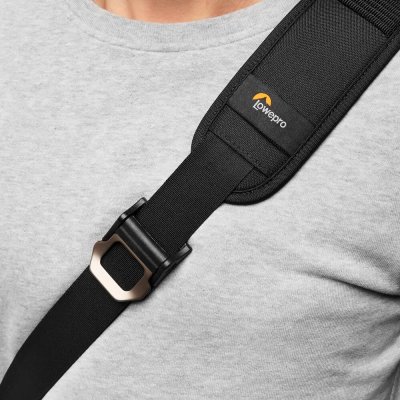 Lowepro Axelväska ProTactic MG 160 AW II Messenger Svart