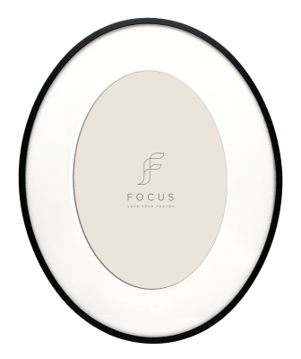 Focus Aster Oval Svart 15x20