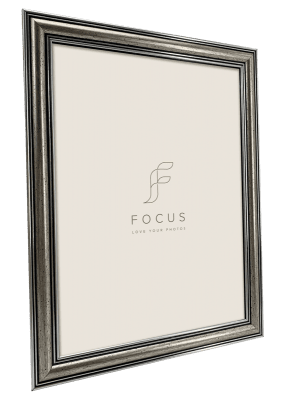 Focus Holly Silver 20x30