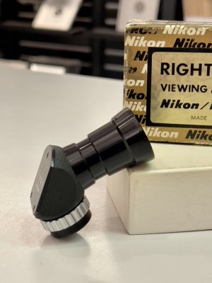 Begagnad Nikon Right Angle Viewing Attachment