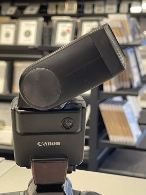 Begagnad Canon Speedlite 430EZ