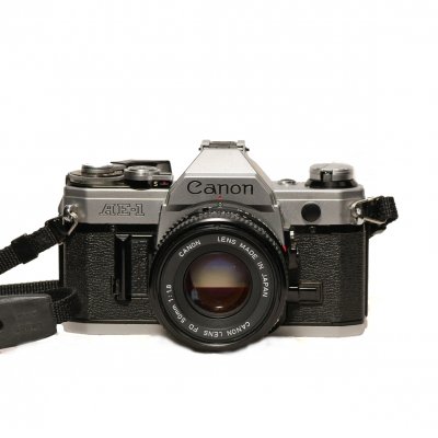 Begagnad Canon AE-1 + Canon FD 50mm 1:1,8